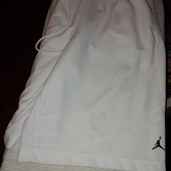 Pullover - Picture 11 of 11